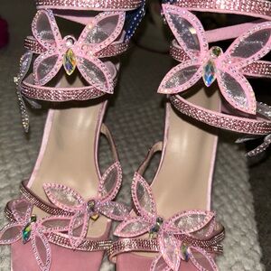 Elegant Pink Butterfly Embellished Women's Heels